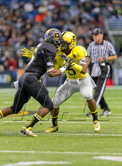 Thumbnail 1 in U.S. Army All-American Bowl photogallery.