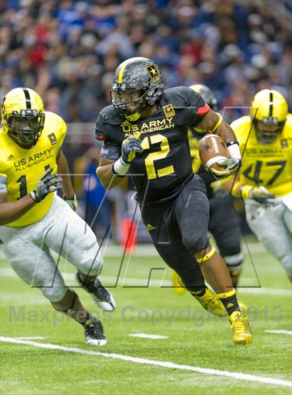 Thumbnail 2 in U.S. Army All-American Bowl photogallery.