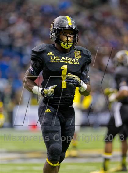 Thumbnail 3 in U.S. Army All-American Bowl photogallery.