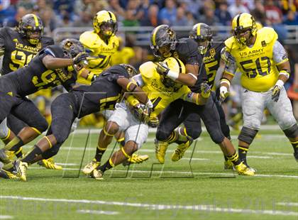 Thumbnail 3 in U.S. Army All-American Bowl photogallery.