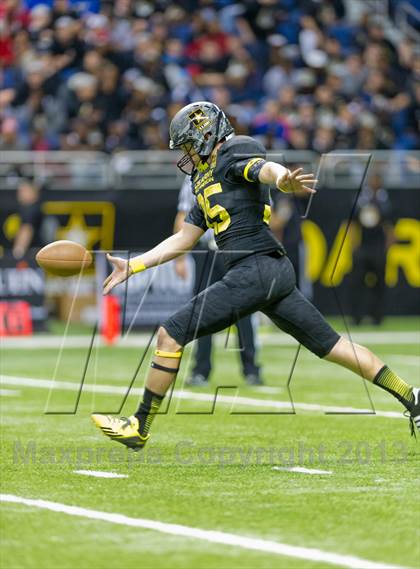 Thumbnail 2 in U.S. Army All-American Bowl photogallery.