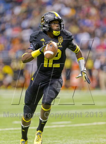 Thumbnail 1 in U.S. Army All-American Bowl photogallery.