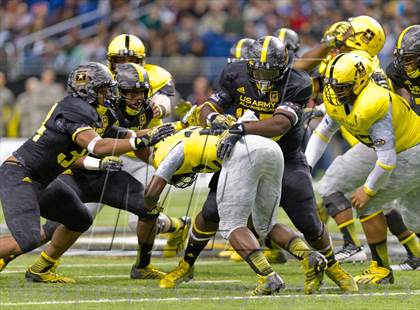 Thumbnail 2 in U.S. Army All-American Bowl photogallery.