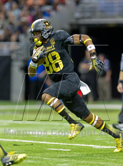Thumbnail 3 in U.S. Army All-American Bowl photogallery.