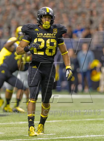 Thumbnail 1 in U.S. Army All-American Bowl photogallery.