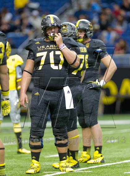 Thumbnail 1 in U.S. Army All-American Bowl photogallery.