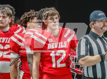 Thumbnail 2 in Lincoln County vs. Bowdon (GHSA A Division 2 Championship) photogallery.