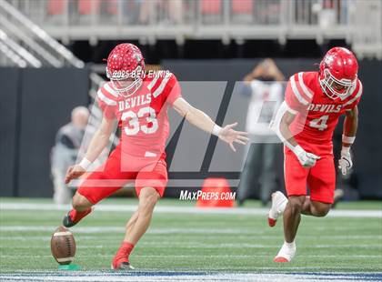 Thumbnail 2 in Lincoln County vs. Bowdon (GHSA A Division 2 Championship) photogallery.