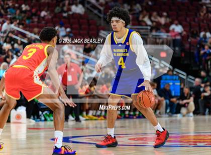 Thumbnail 2 in McDonald's All American photogallery.
