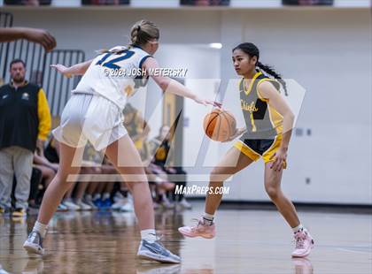 Thumbnail 3 in Sequoyah vs. Horizon Christian Academy photogallery.