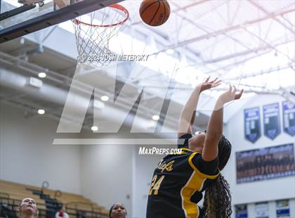 Thumbnail 1 in Sequoyah vs. Horizon Christian Academy photogallery.