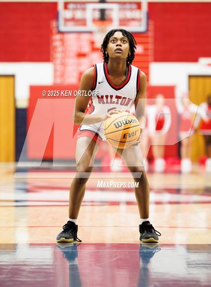 Thumbnail 3 in Roswell @ Milton (GHSA 5A Region 7 Championship Game) photogallery.