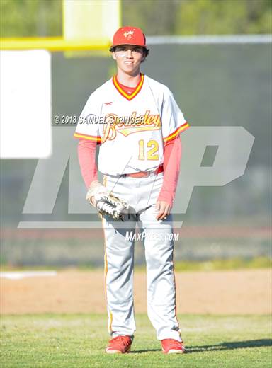 null - Photo 01
