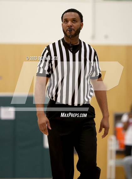 Thumbnail 1 in Modesto Christian vs. St. Joseph (MLK Classic @ De La Salle) photogallery.