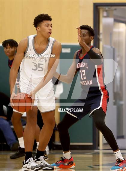 Thumbnail 3 in Modesto Christian vs. St. Joseph (MLK Classic @ De La Salle) photogallery.