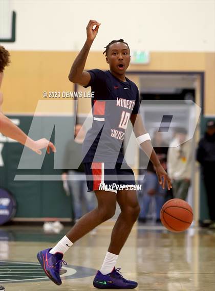 Thumbnail 3 in Modesto Christian vs. St. Joseph (MLK Classic @ De La Salle) photogallery.