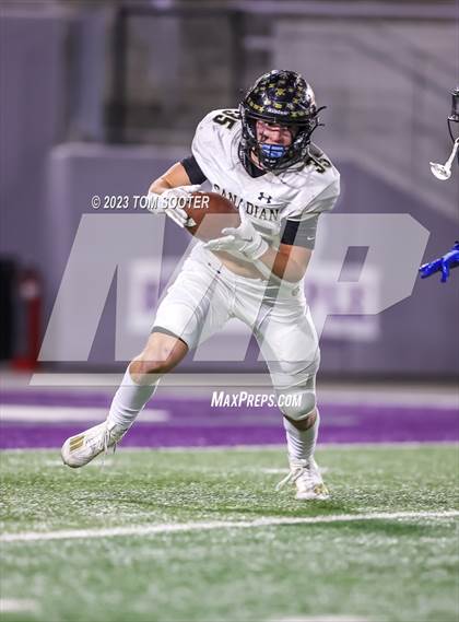 Thumbnail 2 in Canadian @ Gunter (UIL Football 3A D2 Semifinal) photogallery.