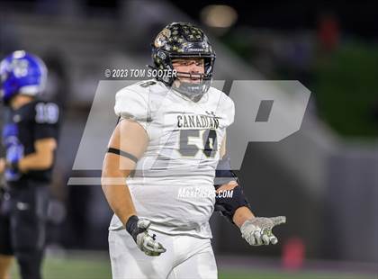 Thumbnail 2 in Canadian @ Gunter (UIL Football 3A D2 Semifinal) photogallery.