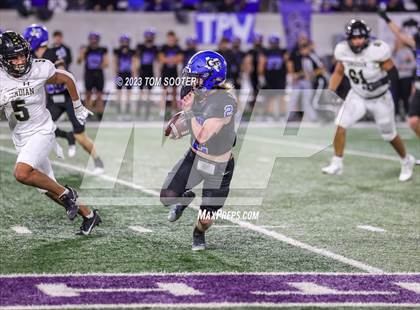 Thumbnail 2 in Canadian @ Gunter (UIL Football 3A D2 Semifinal) photogallery.