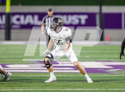 Thumbnail 1 in Canadian @ Gunter (UIL Football 3A D2 Semifinal) photogallery.
