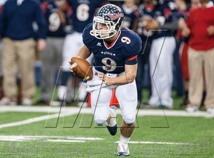 Thumbnail 1 in Ryan vs. Midway (UIL 5A Area Playoff) photogallery.