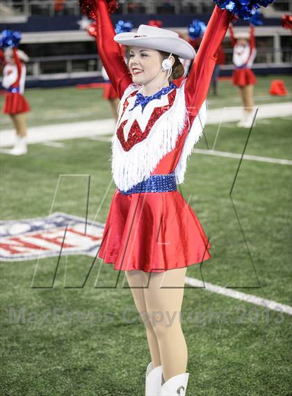 Thumbnail 3 in Ryan vs. Midway (UIL 5A Area Playoff) photogallery.