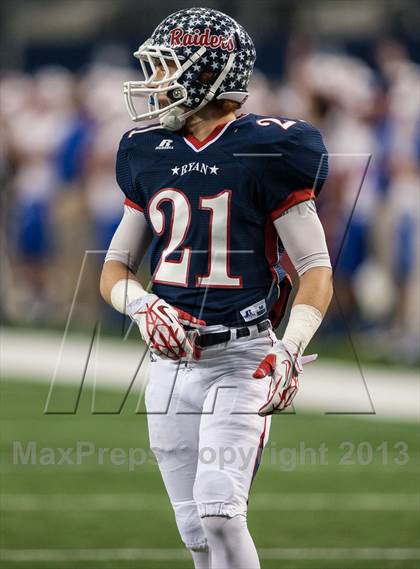 Thumbnail 3 in Ryan vs. Midway (UIL 5A Area Playoff) photogallery.