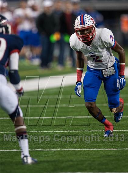Thumbnail 1 in Ryan vs. Midway (UIL 5A Area Playoff) photogallery.