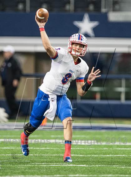 Thumbnail 3 in Ryan vs. Midway (UIL 5A Area Playoff) photogallery.