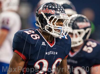 Thumbnail 2 in Ryan vs. Midway (UIL 5A Area Playoff) photogallery.