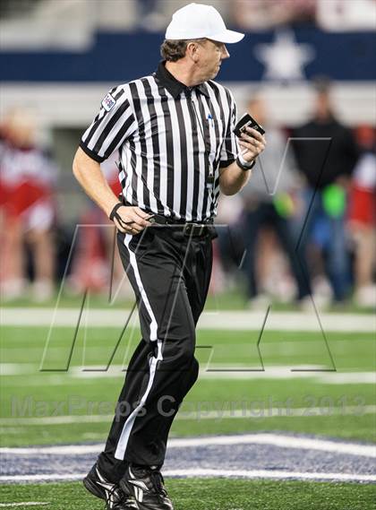 Thumbnail 1 in Ryan vs. Midway (UIL 5A Area Playoff) photogallery.