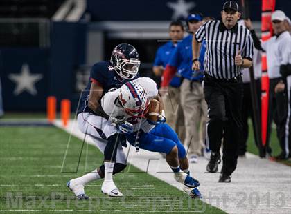 Thumbnail 3 in Ryan vs. Midway (UIL 5A Area Playoff) photogallery.