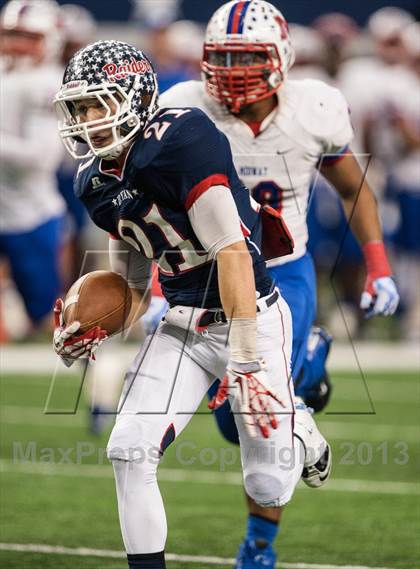 Thumbnail 3 in Ryan vs. Midway (UIL 5A Area Playoff) photogallery.