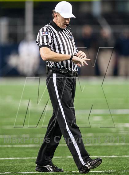 Thumbnail 3 in Ryan vs. Midway (UIL 5A Area Playoff) photogallery.