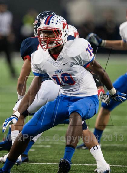 Thumbnail 2 in Ryan vs. Midway (UIL 5A Area Playoff) photogallery.