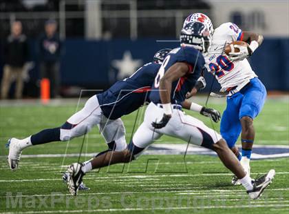 Thumbnail 1 in Ryan vs. Midway (UIL 5A Area Playoff) photogallery.