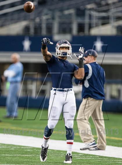 Thumbnail 3 in Ryan vs. Midway (UIL 5A Area Playoff) photogallery.