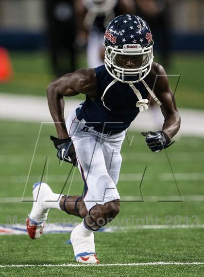 Thumbnail 3 in Ryan vs. Midway (UIL 5A Area Playoff) photogallery.