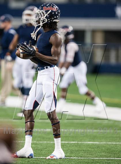 Thumbnail 2 in Ryan vs. Midway (UIL 5A Area Playoff) photogallery.