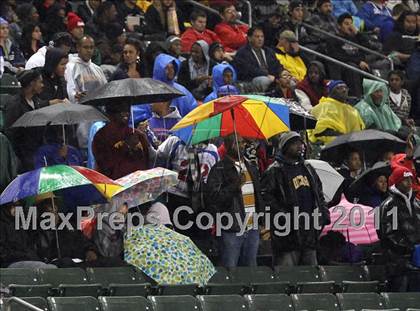 Thumbnail 1 in Serra vs. Folsom (CIF State D2 Final) photogallery.