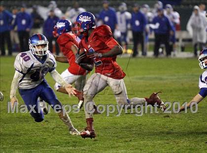 Thumbnail 2 in Serra vs. Folsom (CIF State D2 Final) photogallery.