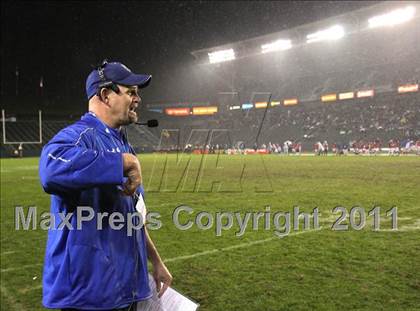 Thumbnail 2 in Serra vs. Folsom (CIF State D2 Final) photogallery.