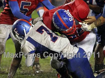 Thumbnail 2 in Serra vs. Folsom (CIF State D2 Final) photogallery.