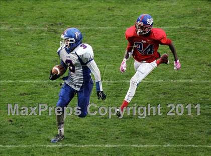 Thumbnail 1 in Serra vs. Folsom (CIF State D2 Final) photogallery.