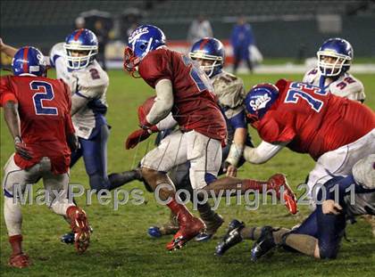 Thumbnail 1 in Serra vs. Folsom (CIF State D2 Final) photogallery.