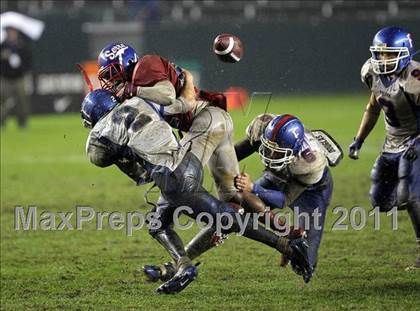 Thumbnail 2 in Serra vs. Folsom (CIF State D2 Final) photogallery.