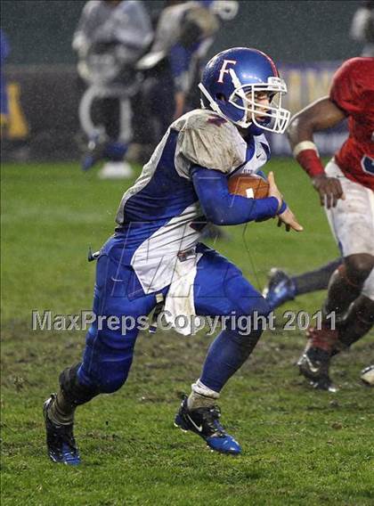 Thumbnail 3 in Serra vs. Folsom (CIF State D2 Final) photogallery.