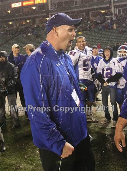 Thumbnail 1 in Serra vs. Folsom (CIF State D2 Final) photogallery.