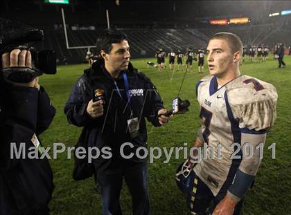 Thumbnail 2 in Serra vs. Folsom (CIF State D2 Final) photogallery.