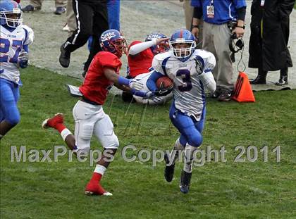Thumbnail 1 in Serra vs. Folsom (CIF State D2 Final) photogallery.